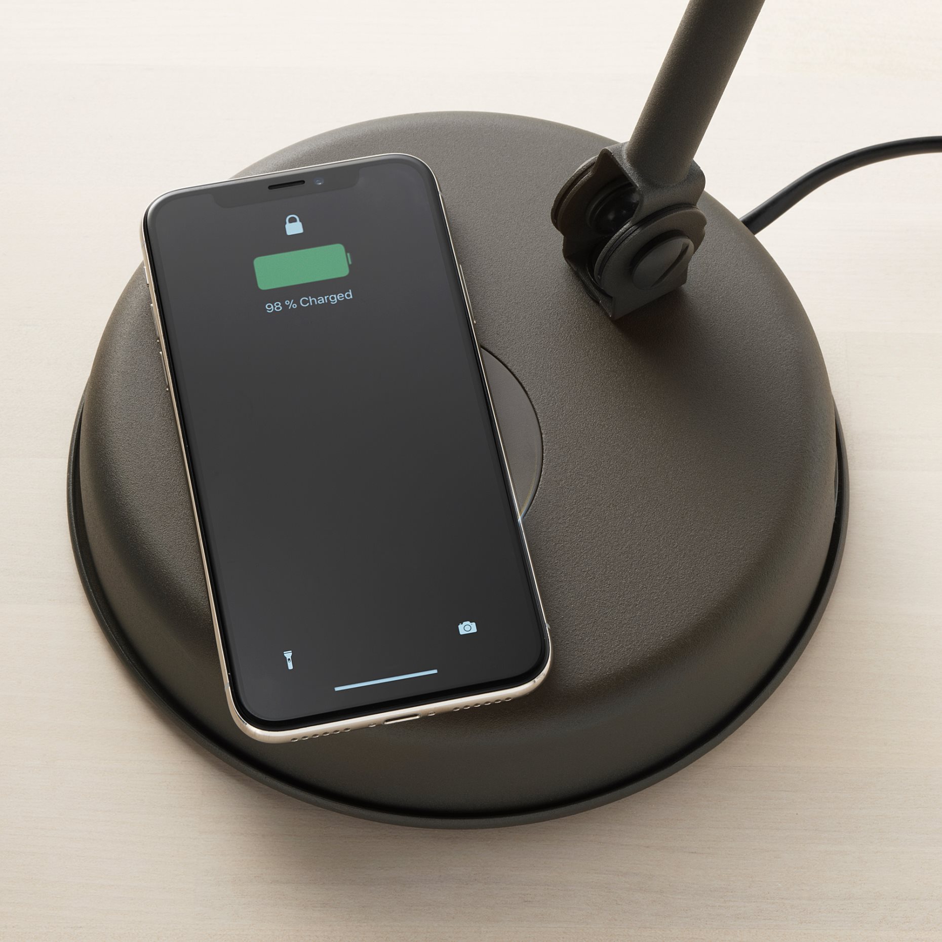 ikea hektar wireless charging