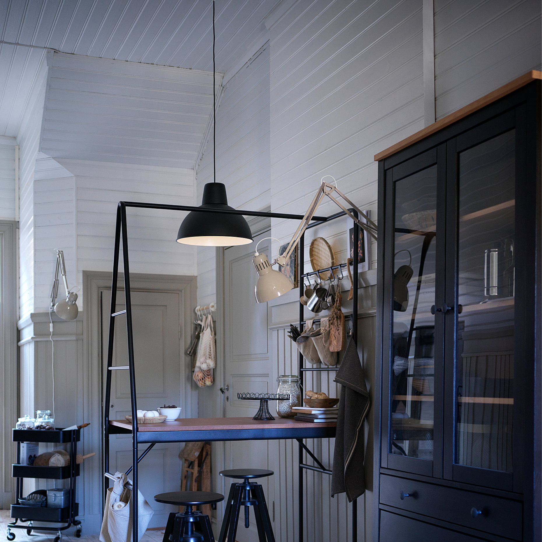 Стол с рейками для хранения, черный ikea Håverud Ховерюд 905.125.72